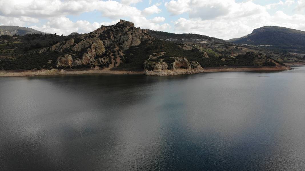 O ilde su yasağı başladı: Ağır cezası var! Barajlar boş kalınca belediye su kullanımına kısıtlama getirdi 26